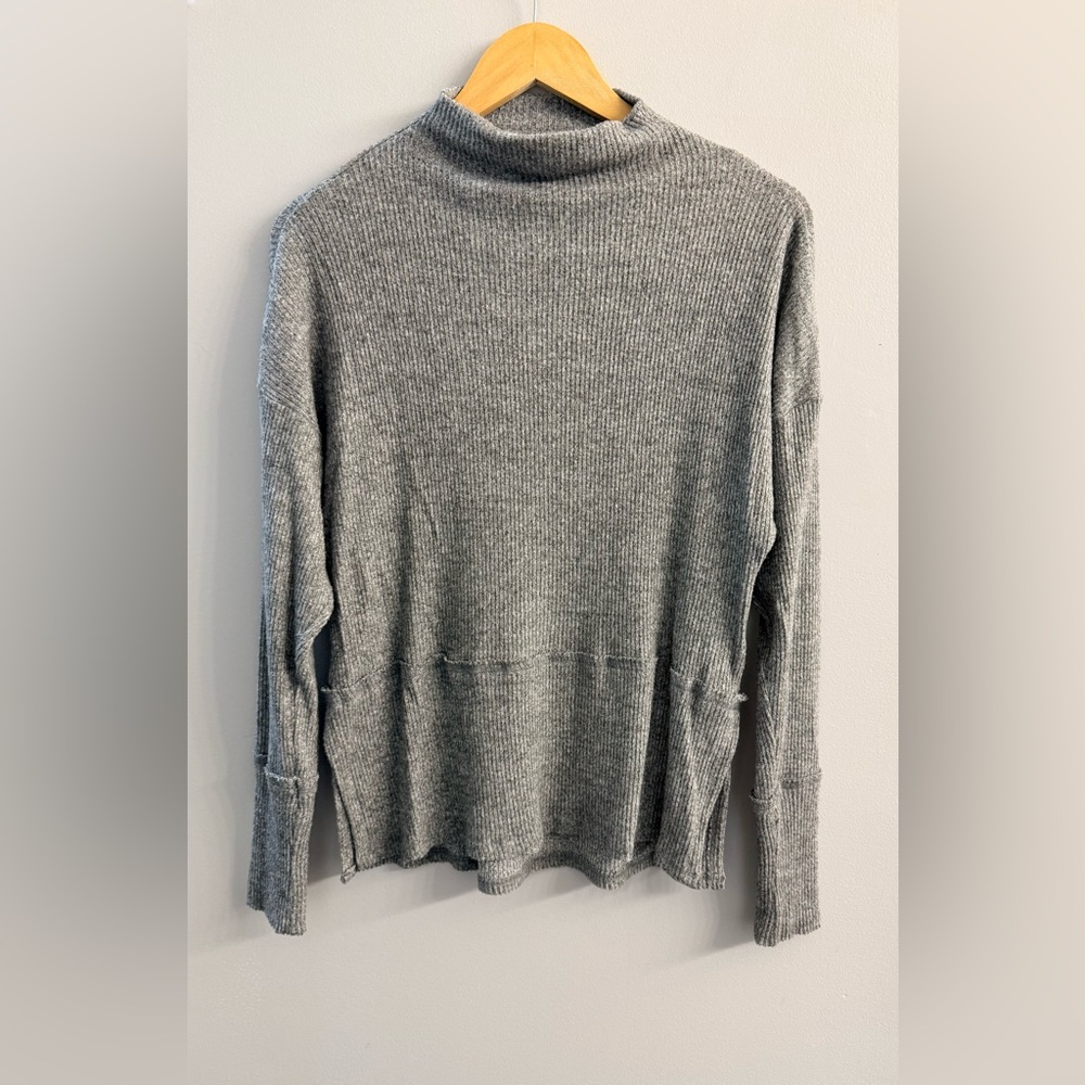 Caslon Mock Neck Ribbed Tunic Sweater Gray Sz XS EUC Classiccore Minimalist Cozy